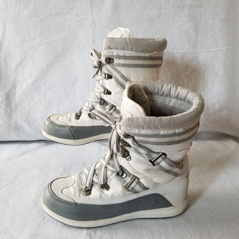 Airwalk Boots Women's White & Gray Tie Up Boots Size 9.5